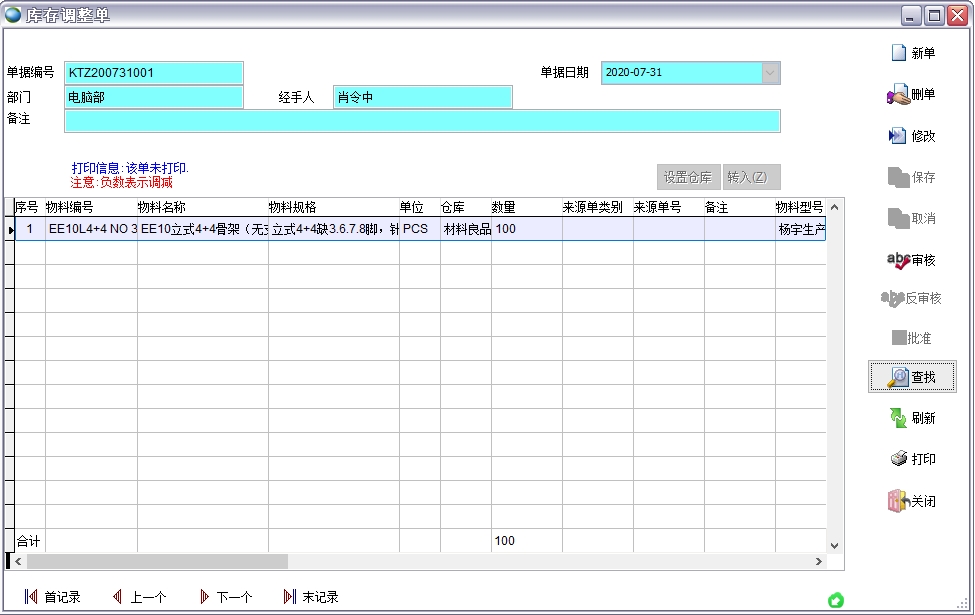 ����{����